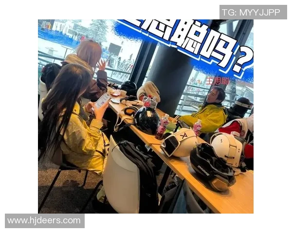 王思聪在日本滑雪一拖五，局面热烈却目光空泛，孤独感扑面而来！